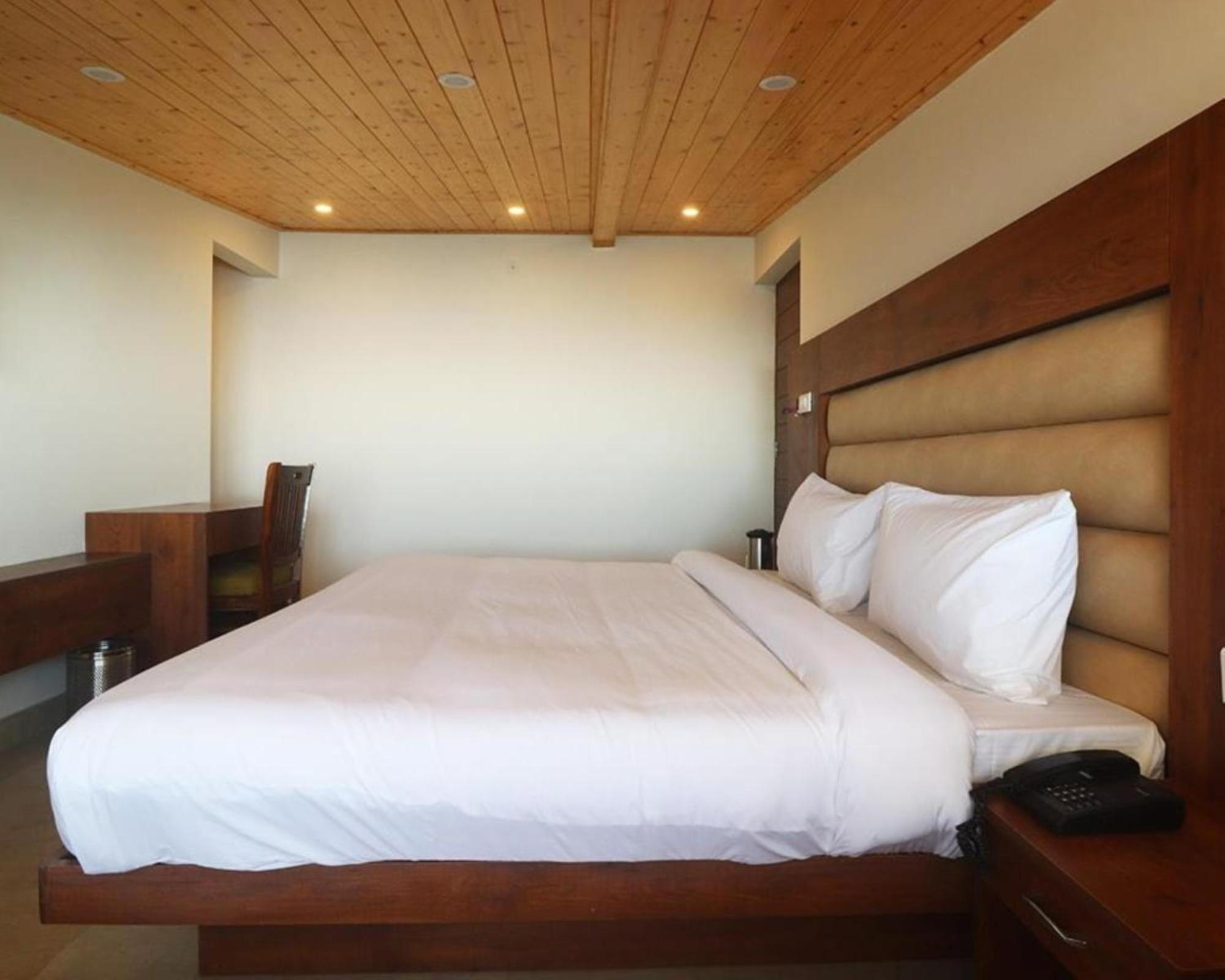 Hotel Mussoorie Heights Dehradun Eksteriør billede